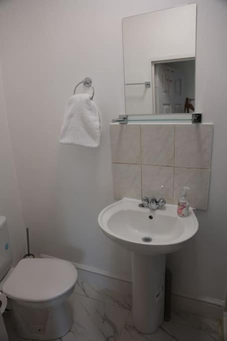 Cosy Chic Studio In King'S Cross ลอนดอน ภายนอก รูปภาพ