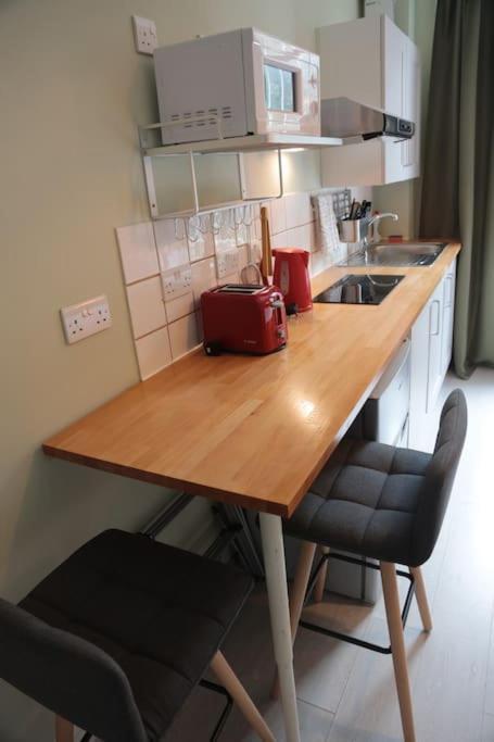 Cosy Chic Studio In King'S Cross ลอนดอน ภายนอก รูปภาพ